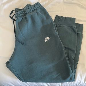 NIKE sportswear club fleece joggers sweatpants XL